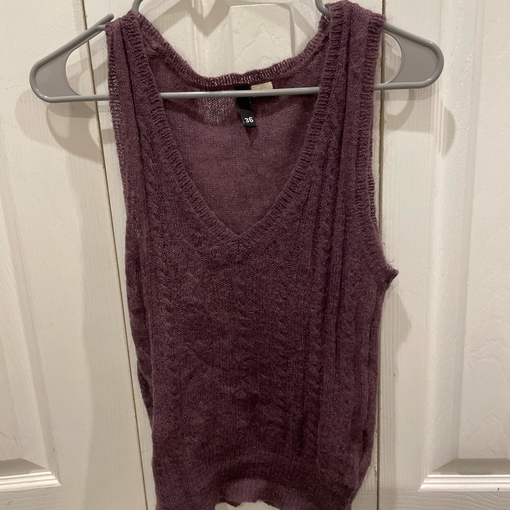 H&M sweater vest